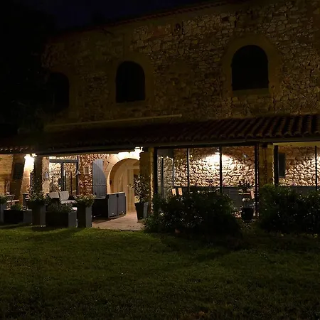 Bed & Breakfast Chambres D' Hotes La Bergerie Del Arte Baron (Gard)